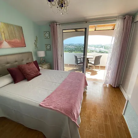 Duplex Vista Dorada 64 * מספאלומס